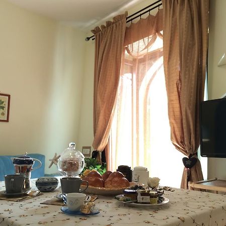 Апартаменты Casa Cajo Таормина Экстерьер фото